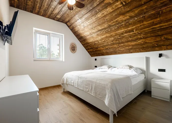 Bližší Lhota Apartamento *